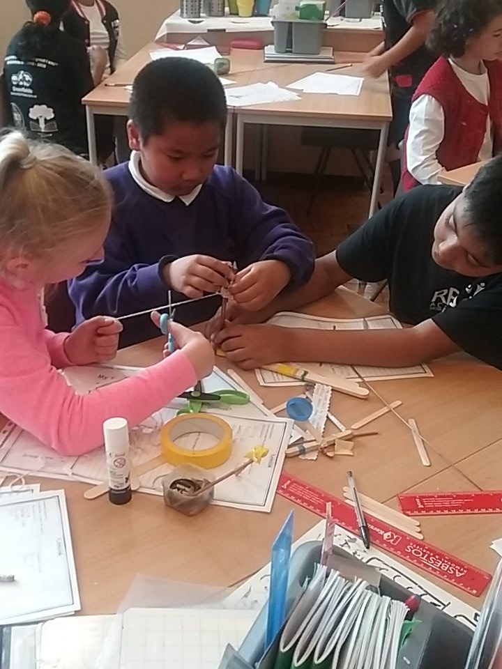 rummysingh5's tweet photo. DT - making catapults https://t.co/owK8cHycB4