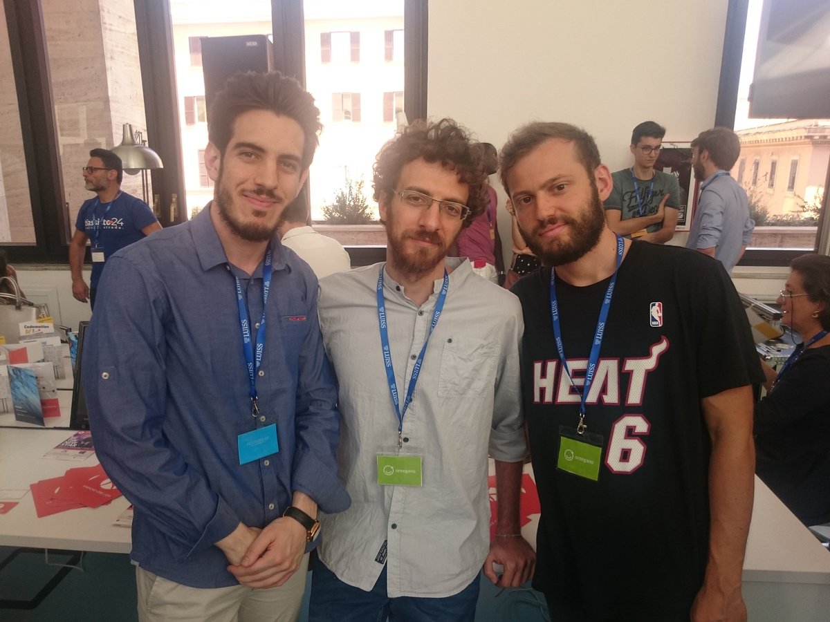 oreegano_it's tweet photo. Eccoci a #LUISSENLABSevolution!  😊 @MarcoDeiosso @GiuGrilli @nausdream https://t.co/P2IwITr5lM