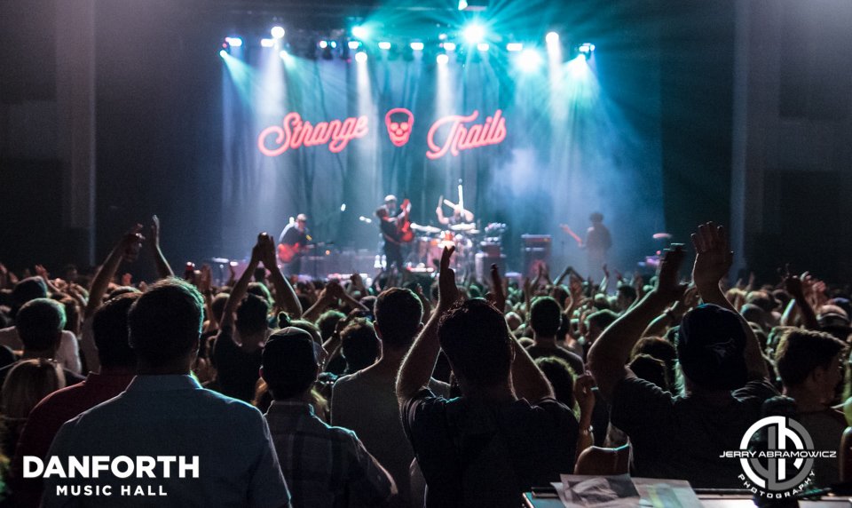jvaphoto's tweet photo. Thank you @LordHuron for rocking the house @TheDanforthMH @EmbracePresents https://t.co/oLYyHQB5ye