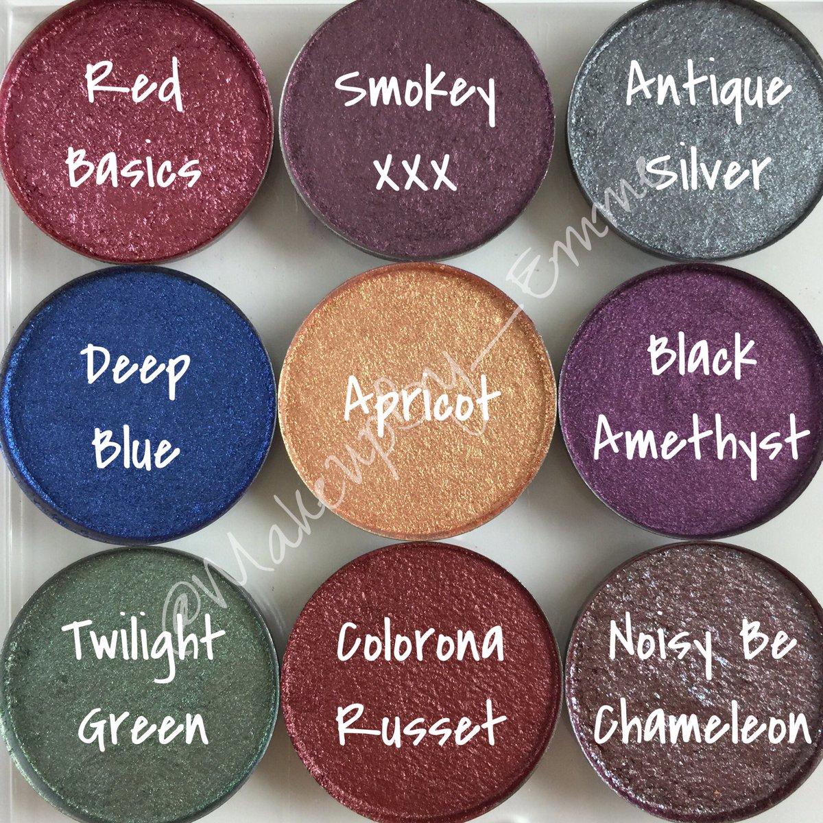 EmmeCosmetics's tweet photo. And today 9 new colours available @ my store!In love with them!#creamy #pigmented #etsy #eyeshadows #pressedpigments https://t.co/72MqYipKB3