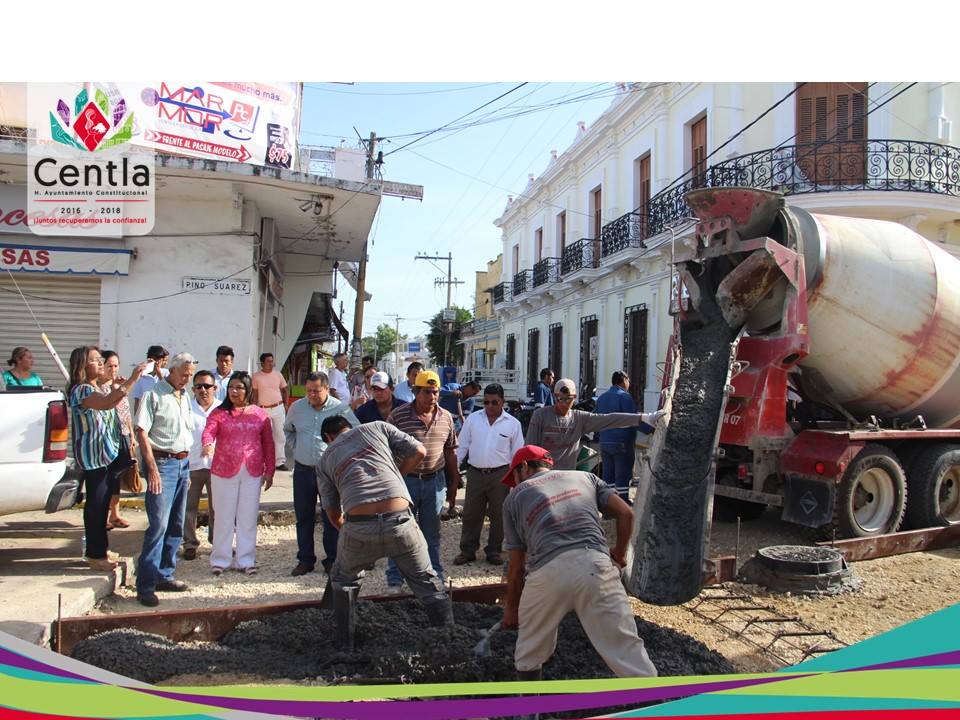 H_aytocentla's tweet photo. Gabriela Sanlucas Pone en marcha los trabajos de pavimentación concreto hidráulico @chookoman @Xeva_Noticias https://t.co/1w0VAMVghE