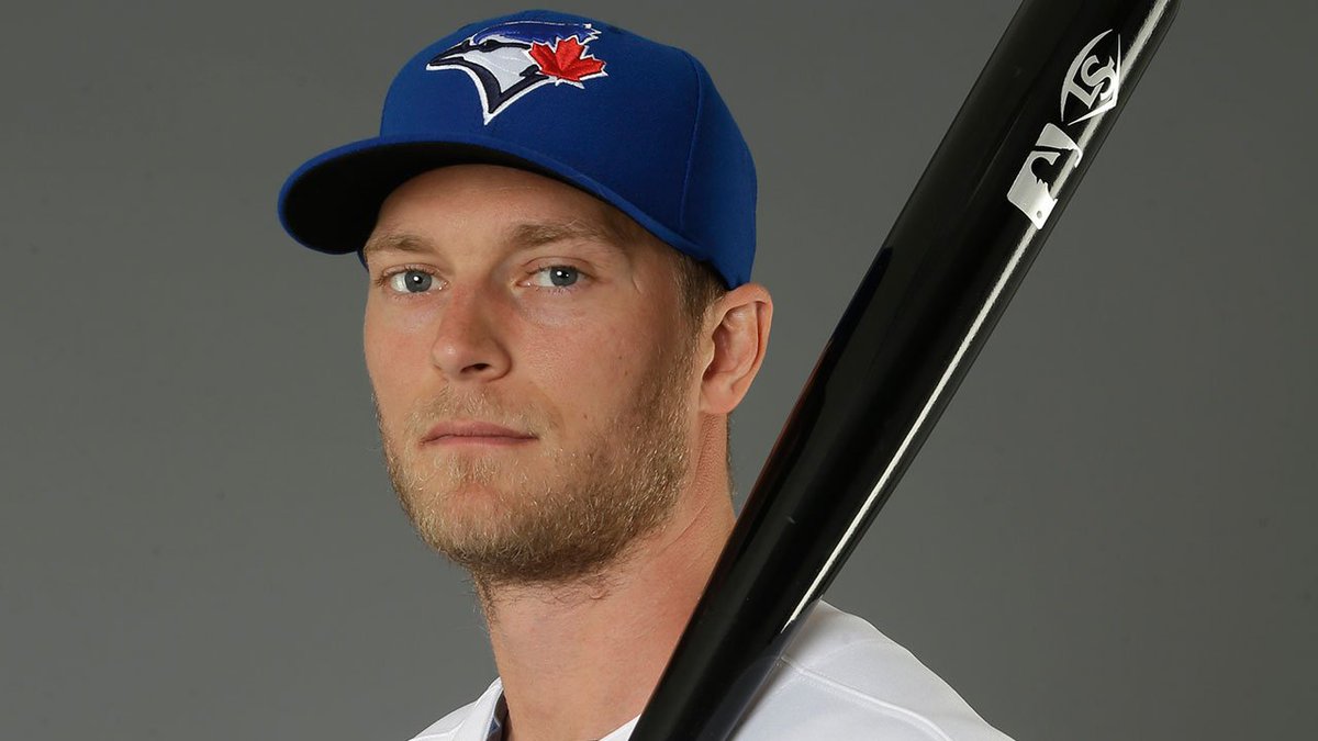 MegsHasIt's tweet photo. Canadian✓ Blue Jay ✓ Hot✓✓✓  #VoteCaptainCanada https://t.co/mnXDHAKazb