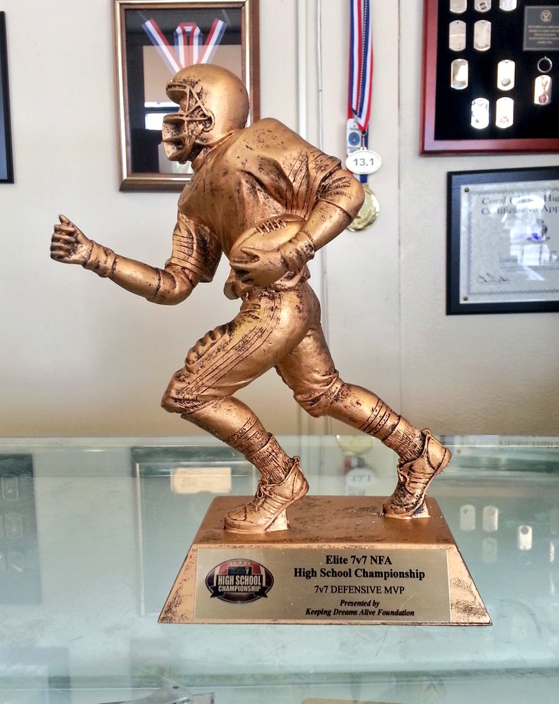Elite7v7's tweet photo. Trophies are ready! Who's taking home the MVP tomorrow?! 7v7 Offense &amp; Defense. Lineman MVP's too! @FlaHSFootball https://t.co/ZeAKVJ33k8