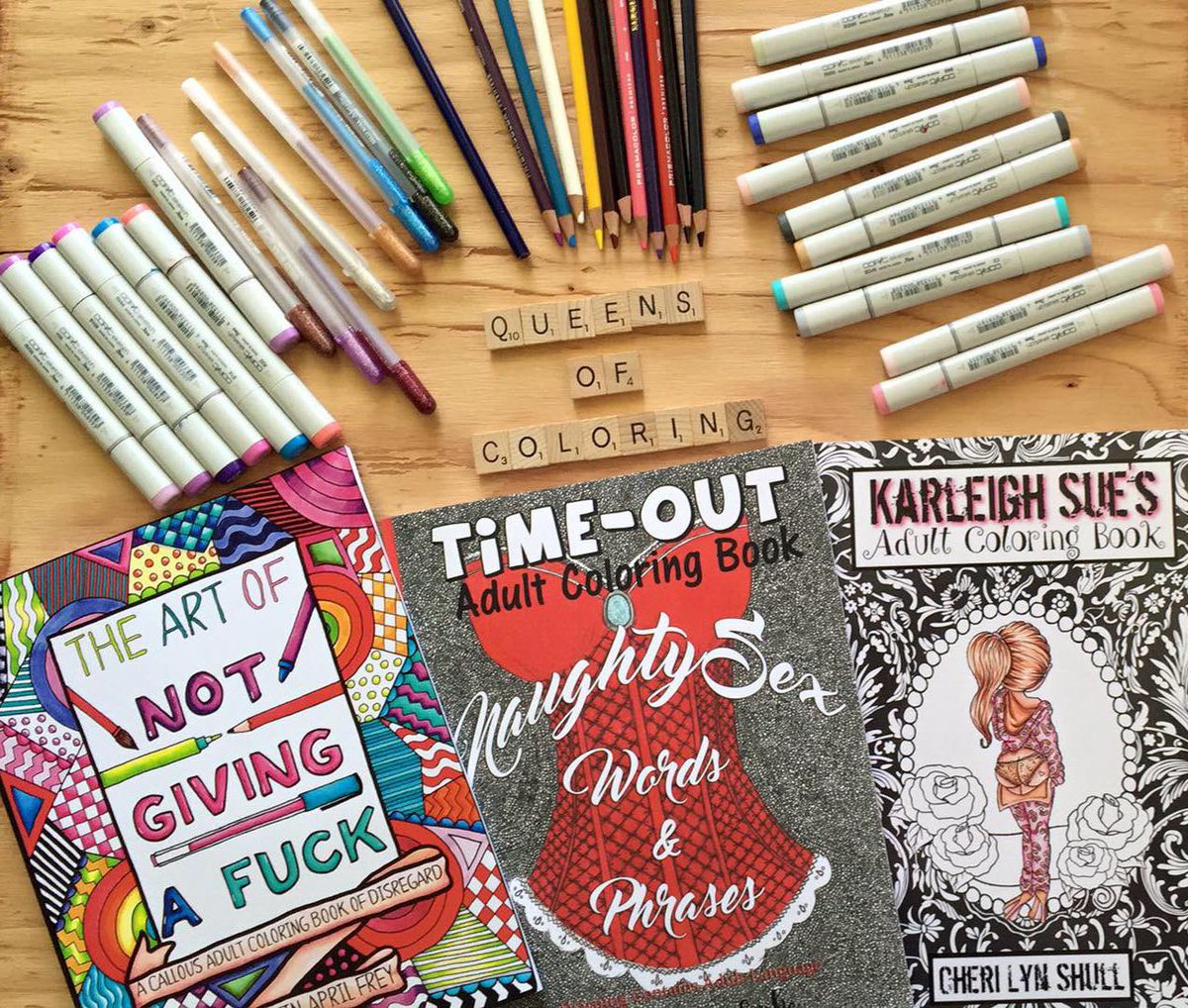 karleighsue's tweet photo. #queensofcoloring #queensassy #queennaughty #queensexy @CristinApril @QueenJamesa https://t.co/mpSt3V2Gik