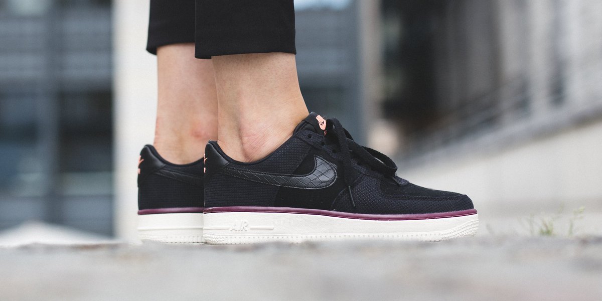 nike women's air force 1 07 suede