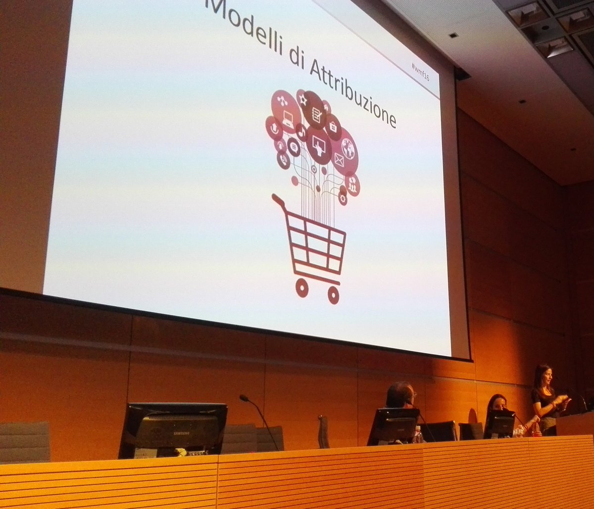 TSW_TheSixthW's tweet photo. @piailorena spiega i modelli di attribuzione al #wmf16.
#tswdigital #tswpeople https://t.co/LrZYZOFCr2