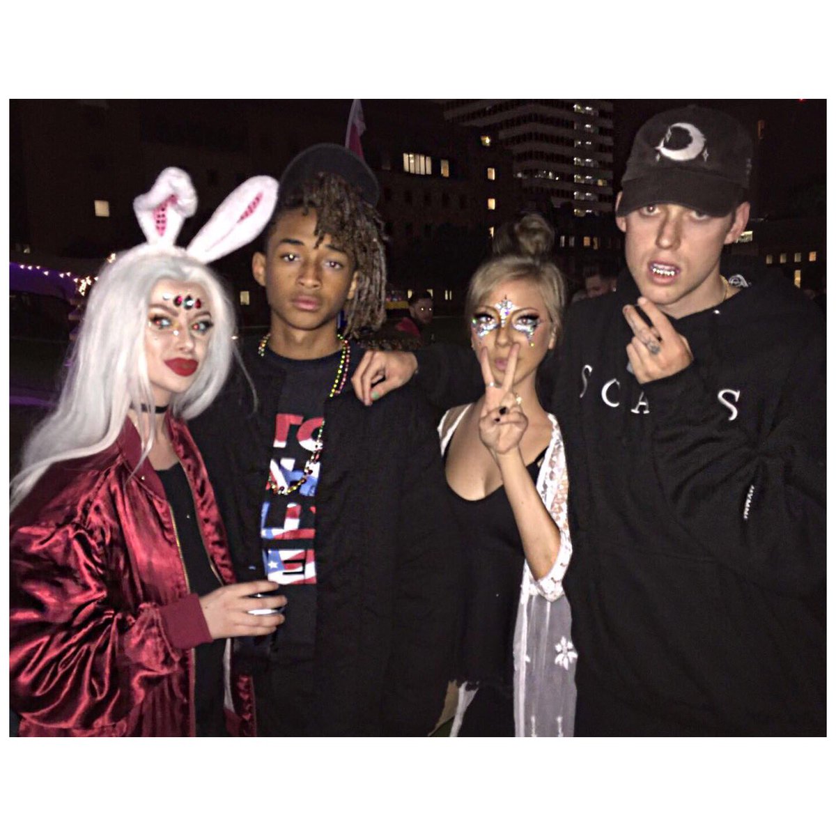 itsInYourDreams's tweet photo. 😱😍😱Our dream girls @tabitha1494 &amp; @rrroisin papped with @officialjaden &amp; @harryhudsonn9 at the @ASOS Summer Party!⚡️ https://t.co/pq6q9kUosJ
