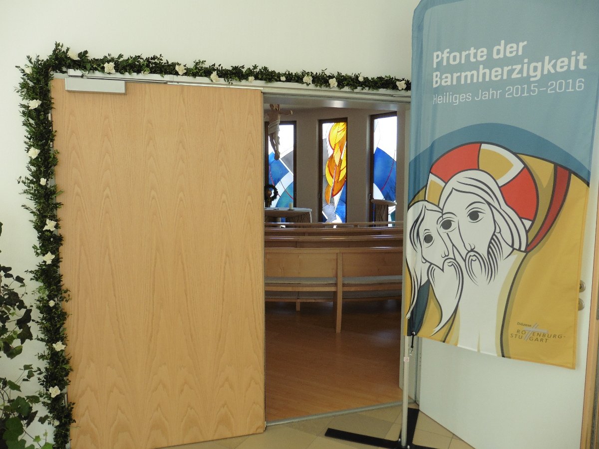 dok_bonn's tweet photo. Aus der Reihe Heilige Pforten: Kloster Brandenburg / Iller https://t.co/xjyr8ZhNJP https://t.co/HTyZ5jQZOw
