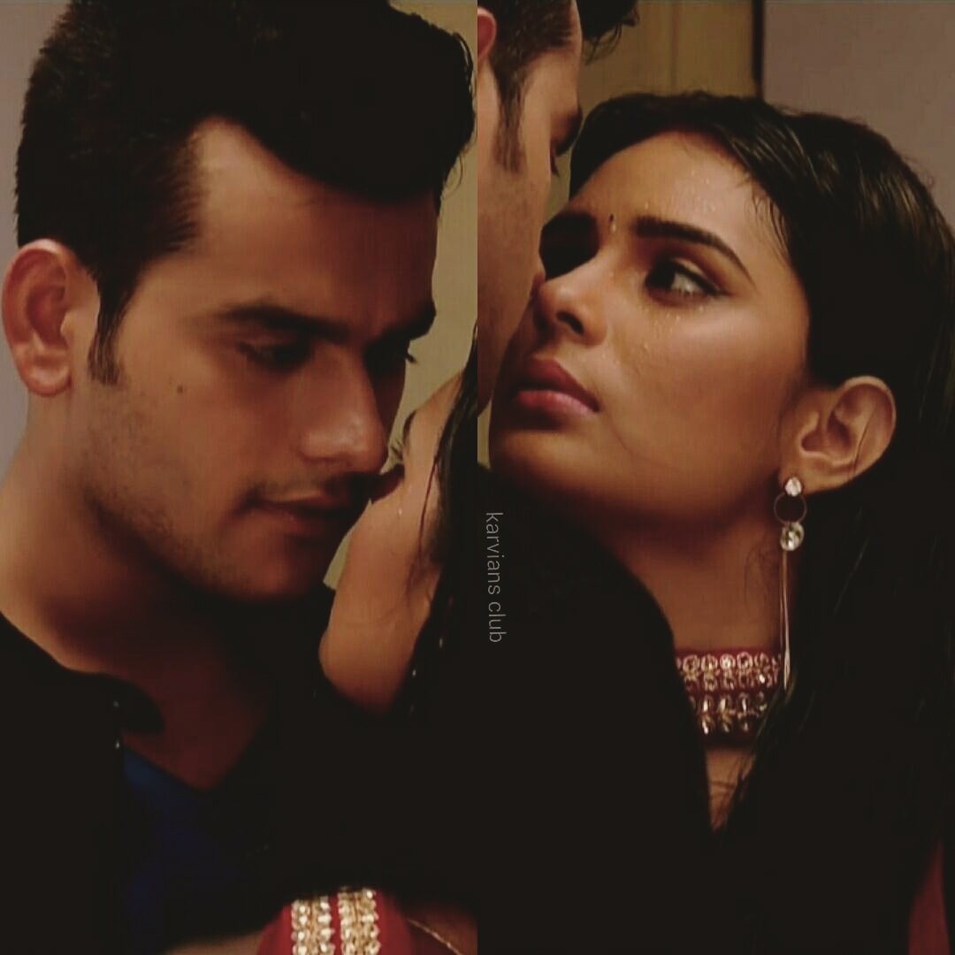 Karvians_Club's tweet photo. ππππππππ
#Karvi in #YVR208 #myDearestTwo #perfectTwo #madeinHeaven #yehvaadaraha @iSonalV @Ankush_arora9 https://t.co/OSFRHtnHcv