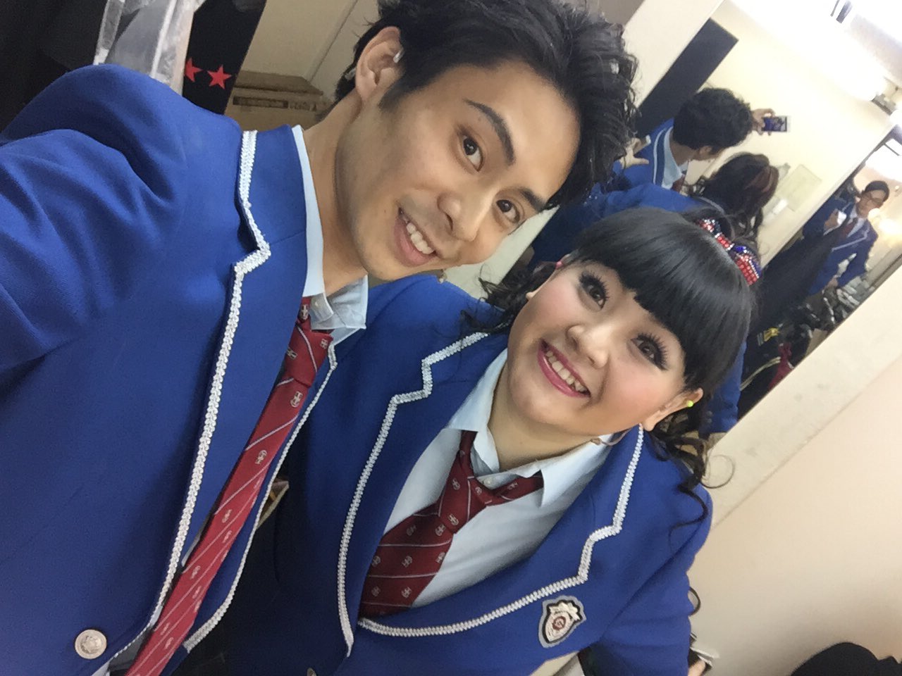 鯨井康介 今日はナディア役のゆうなとラスト ゆうなは 誰よりも優しい人 彼女のプロとしての姿勢には涙が出るほど感動します 感謝 マコーネル家の絆よ 永遠に T Co Vy0lly9tys Twitter