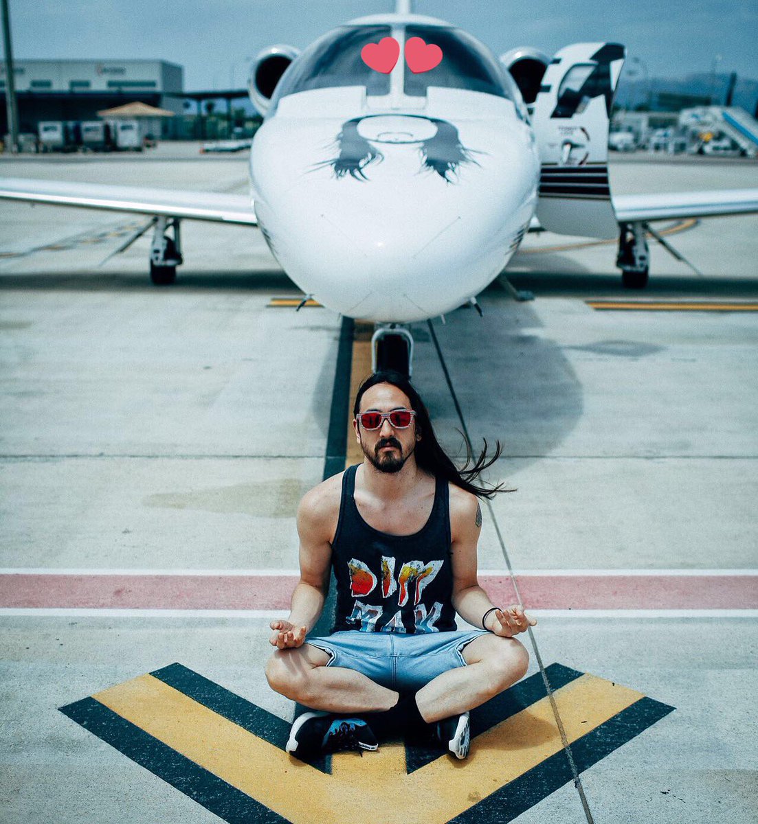 #zenaoki #30. The #AokiJet #ILYSM day of release zen vibes. Mallorca Airport. July 8, 2016. https://t.co/Av5BoP2vPF
