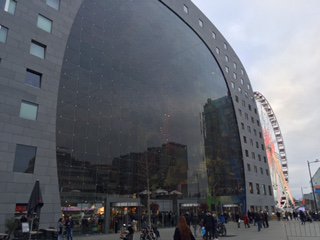DescubraHolanda's tweet photo. Visita el #mercado #Markthal de #Rotterdam, icono arquitectónico y gastronómico de #Holanda https://t.co/67gfjDleh1 https://t.co/igXPPQK76D