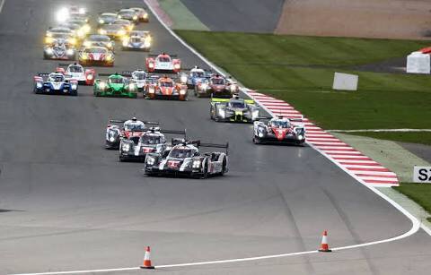 csandd's tweet photo. @CroftyF1 the curbs have been changed since the WEC round, Ant should know this! Haha #skyf1 https://t.co/CkIa3jSIfX