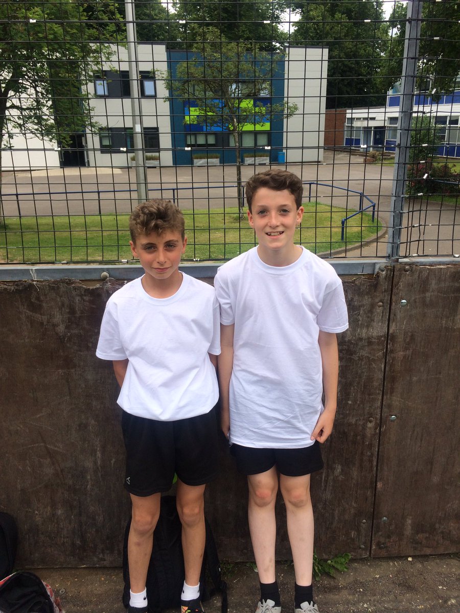 BohuntPE's tweet photo. Aiden Parker and Finn 'Greeny' Green came 4th in the Year 7 Boys Tennis #ComeOnAndy #POL2016 #UpTheBohunt https://t.co/i4XesmGqUc