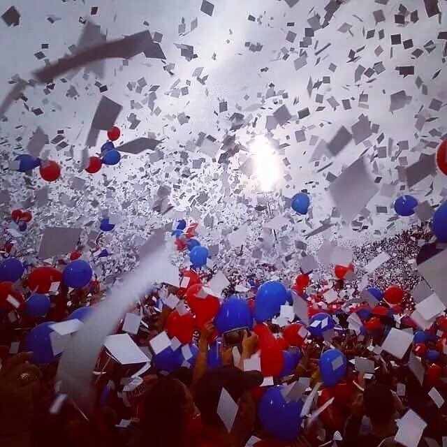 deliriopopular's tweet photo. Mañana se acaba la espera, el corazón vuelve a latir diferente, el país se detiene porque #JuegaElMasPopular 🔴🔵🔴 https://t.co/YD4n3yhgb9