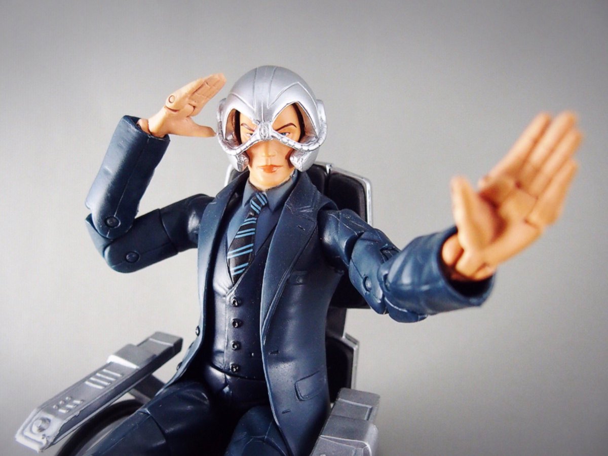 jappool 28体目：マーベルレジェンド プロフェッサーX 手足の可動部が