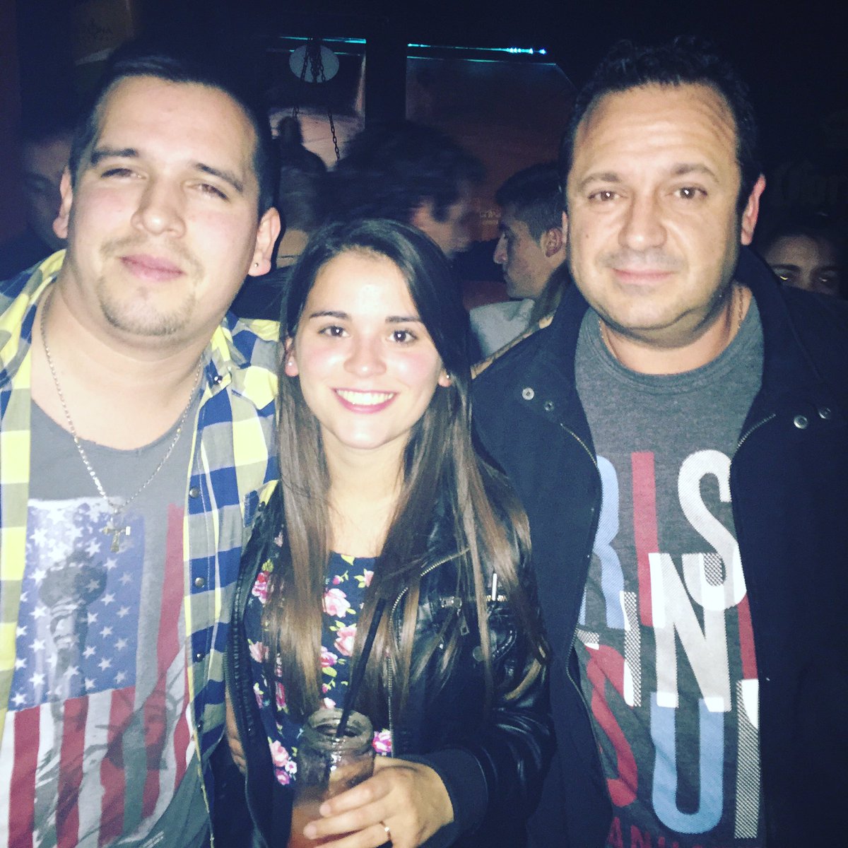 En <a href="/Castelli_LaZona/">La Zona Castelli</a> con prii y julio