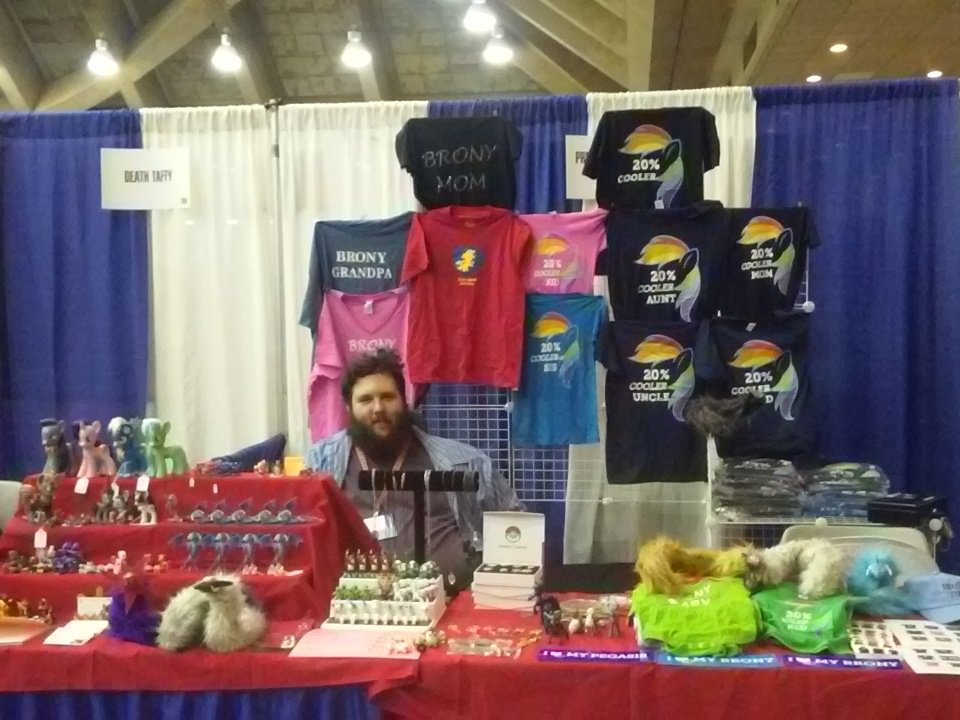 PrincessGryph's tweet photo. Find us @BronyCon at table 304! :D @BronyMomTees https://t.co/xtSdRnbBBT
