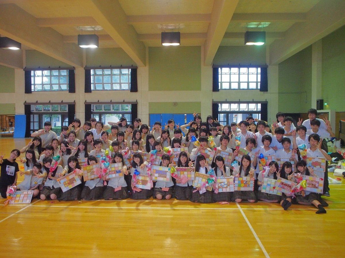 drf0220's tweet photo. 今までダンスの発表があるたびに
載せてきたけど
これで最後なのか~（ ;  ; ）

明日からまた普通に
体育館に行って部活したい

今日危なくなったとき
まっちーがんばれてたくさん声が聞こえてすごい励みになりましたありがとう😣 https://t.co/717IhoCNEG