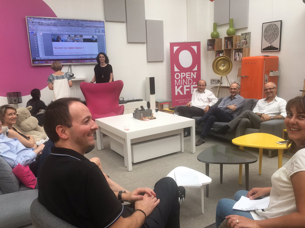 christinelanoe's tweet photo. Réflexion board digital @Orange_France #openmindkafe @TheBosonProject @fontbonneCcile https://t.co/kp3HJS8pGM