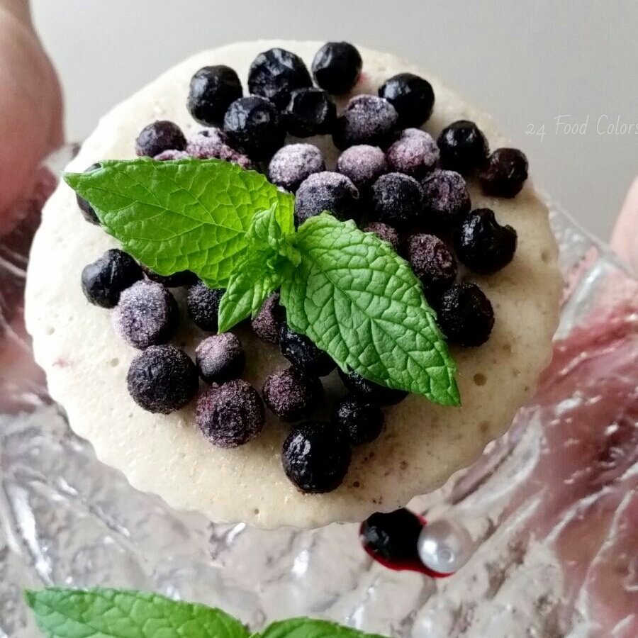 24FoodColors's tweet photo. Hi peeps!💕✌ Can you guess what I'm about to eat? #paleo #vegan #glutenfree #raw #dessert https://t.co/kUEIl7uyNo