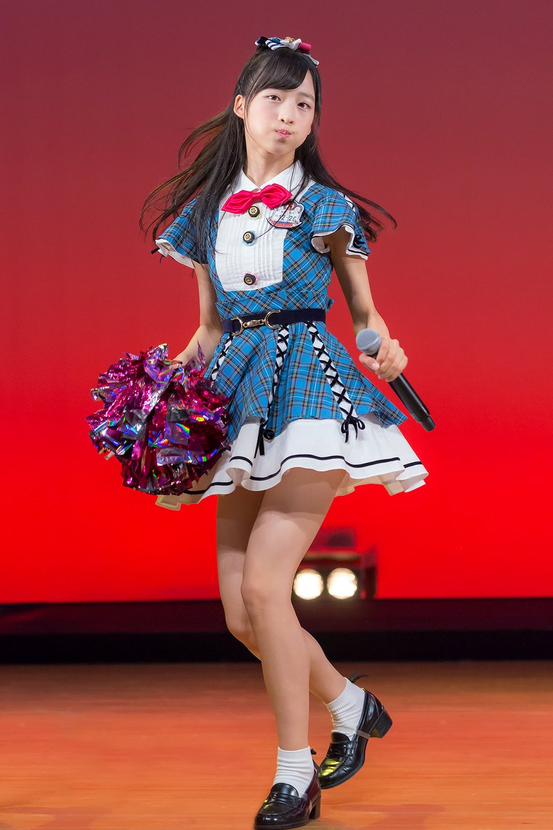 ユキボン様(小栗有以　ホログラム) お気に入りアイテム沢山👑🤍 ニューバランスはこのカラーも お気に入り