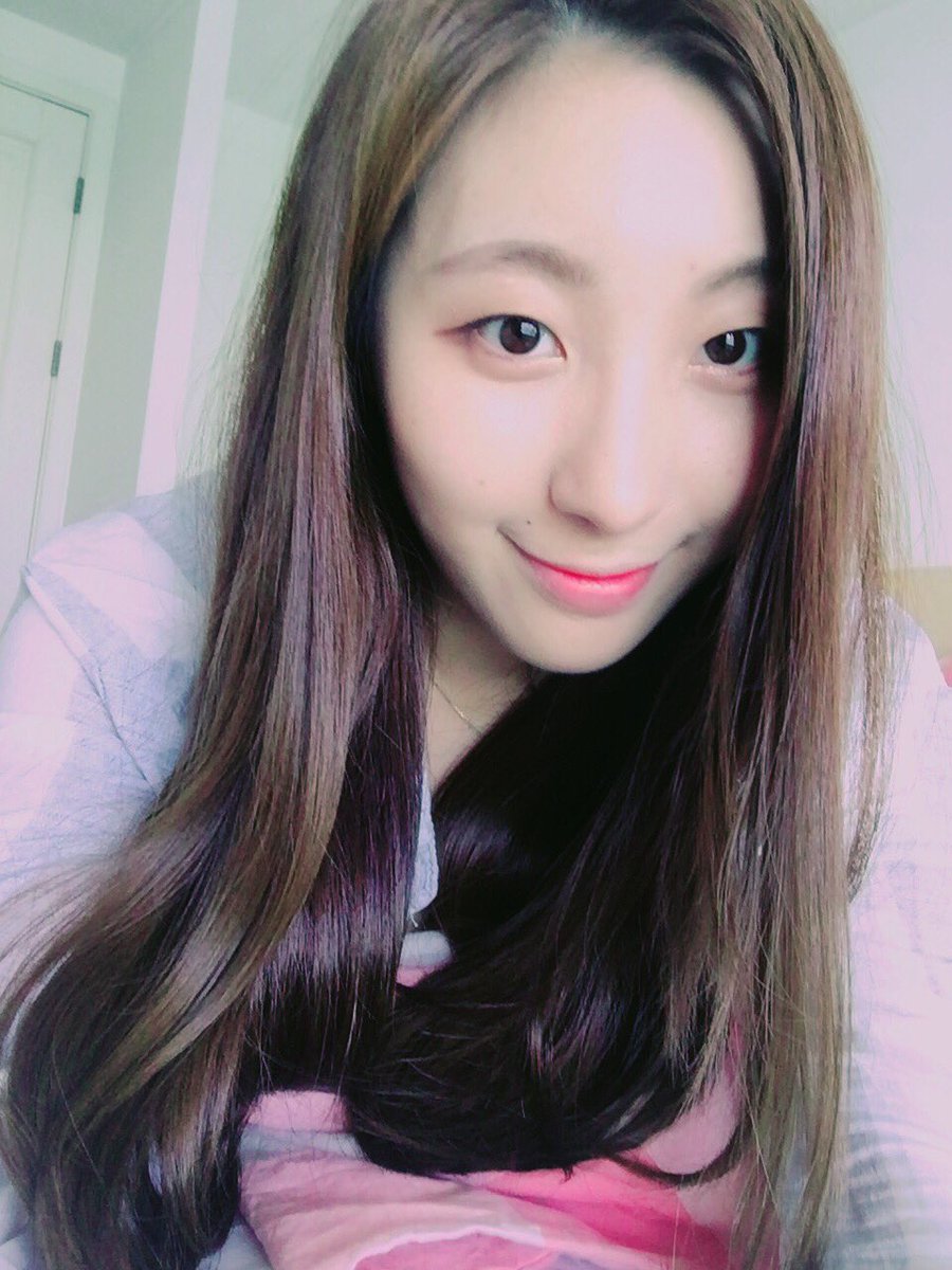 너무 더운하루엿어ㅠㅎㅎ                                    더위조심하구여 다들 굳밤😍