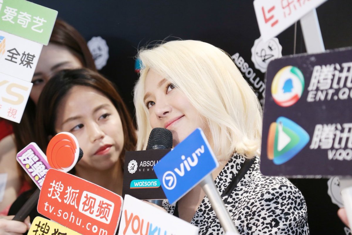 hyotae2kim's tweet photo. 160708 Hyoyeon - Absolute New York Hong kong  Launching Event https://t.co/xiwioB4hcv