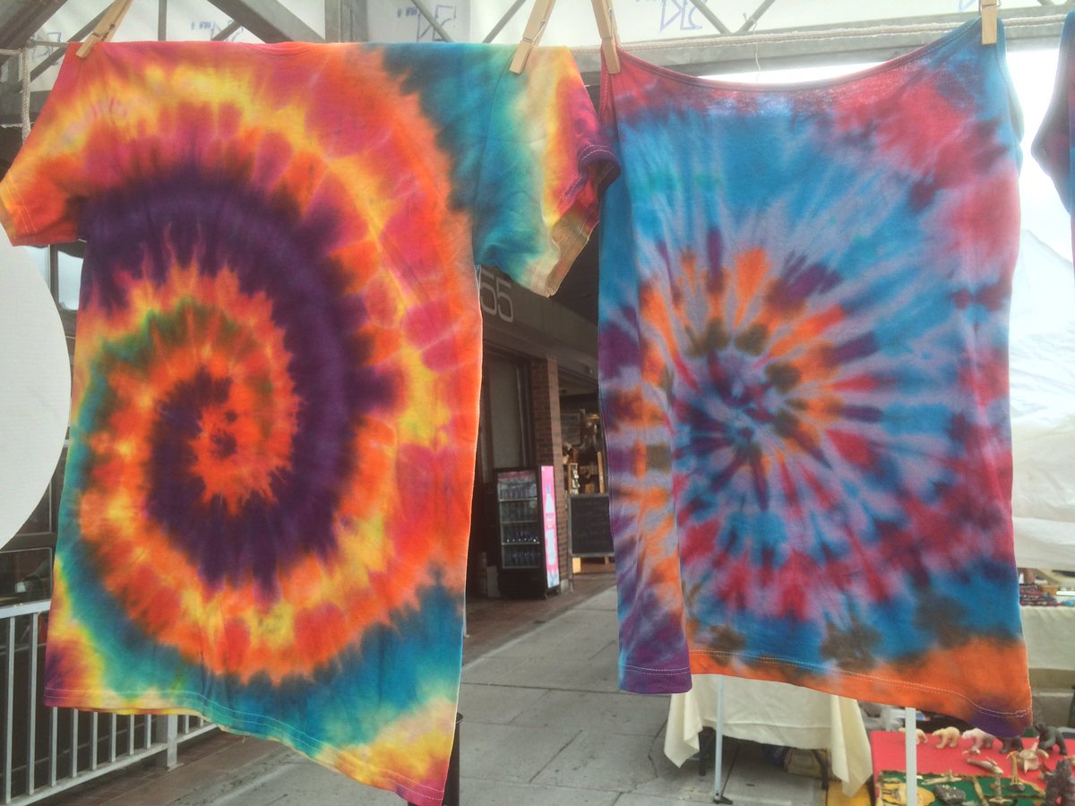 SandyTees's tweet photo. Check out our tie-dyes in the ByWard Market! #supportlocal #tiedye https://t.co/Q45bTAC57R