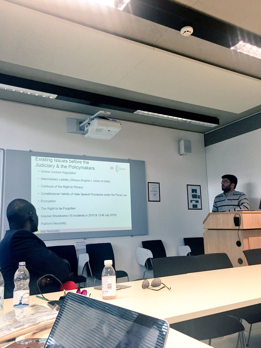 GwenythWR's tweet photo. @sarvjeetmoond presents the #NetNeutrality movement in #India. #AnOx2016 https://t.co/houEBUoicV