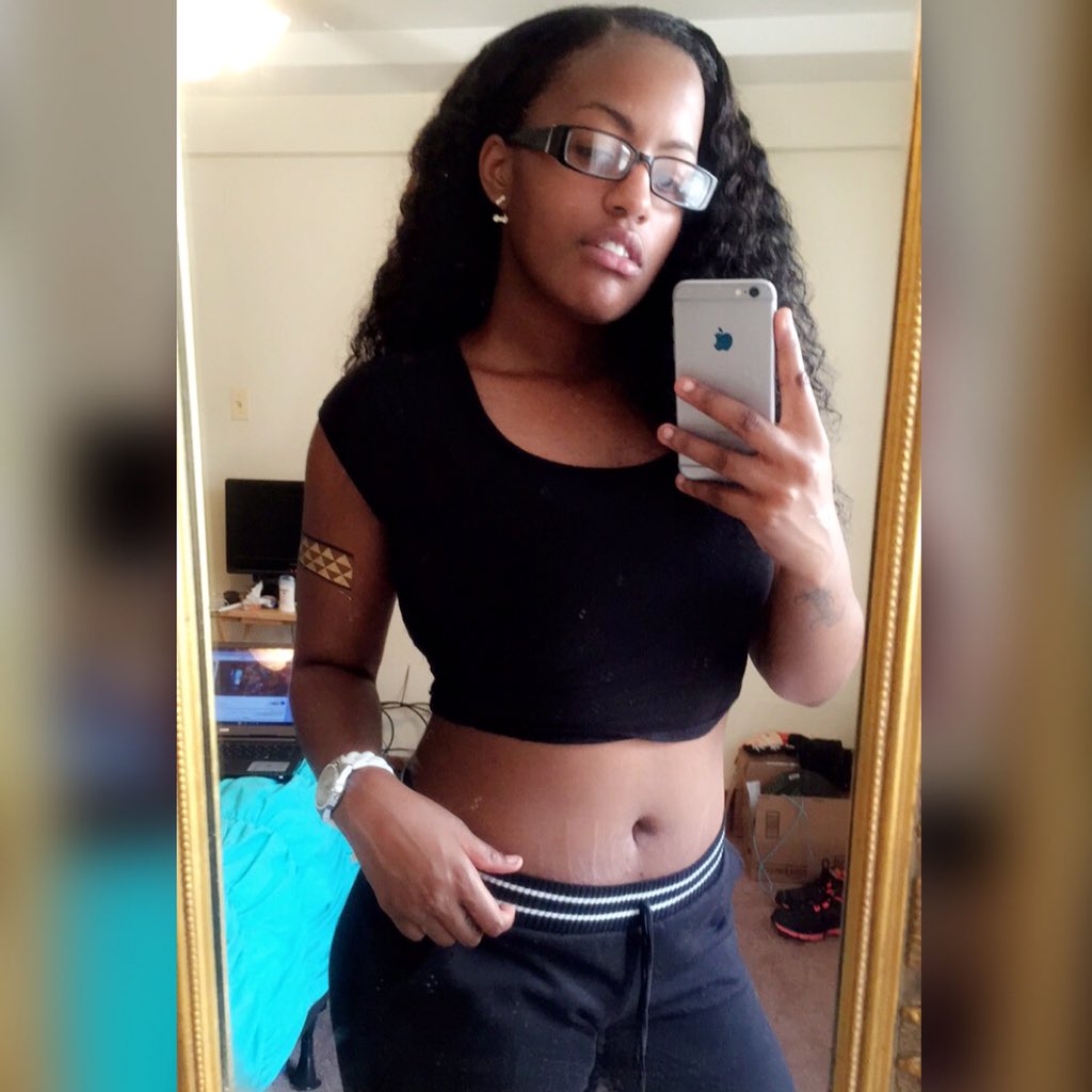 EmpressX810's tweet photo. 🇰🇪❤️🙌🏾👑 https://t.co/gnAED5IZlj