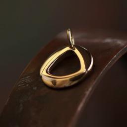 shopdan330's tweet photo. 14K Gold Circle Charm #ShopDan330 
https://t.co/6w4IaUVczy https://t.co/hg89GlzIcz