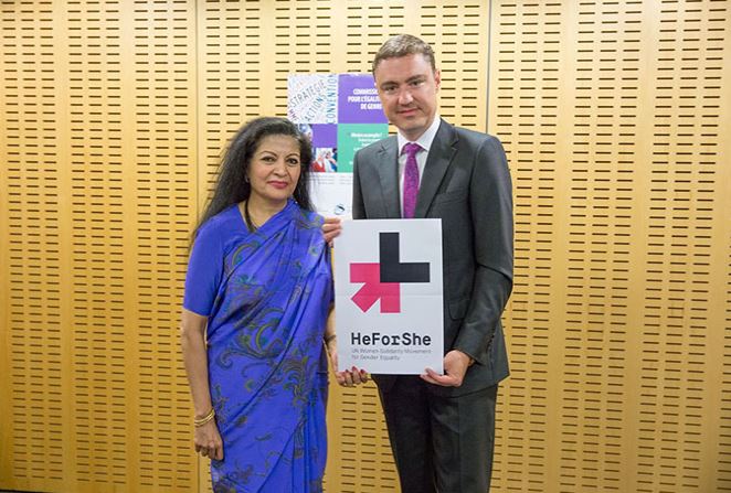 unwomenaustria's tweet photo. Ministerpräsidnet. @TaaviRoivas wird ein Champion der #UN_Women @HeforShe Kampagne @coe #GETallinn2016 https://t.co/JyQp5PpZrg