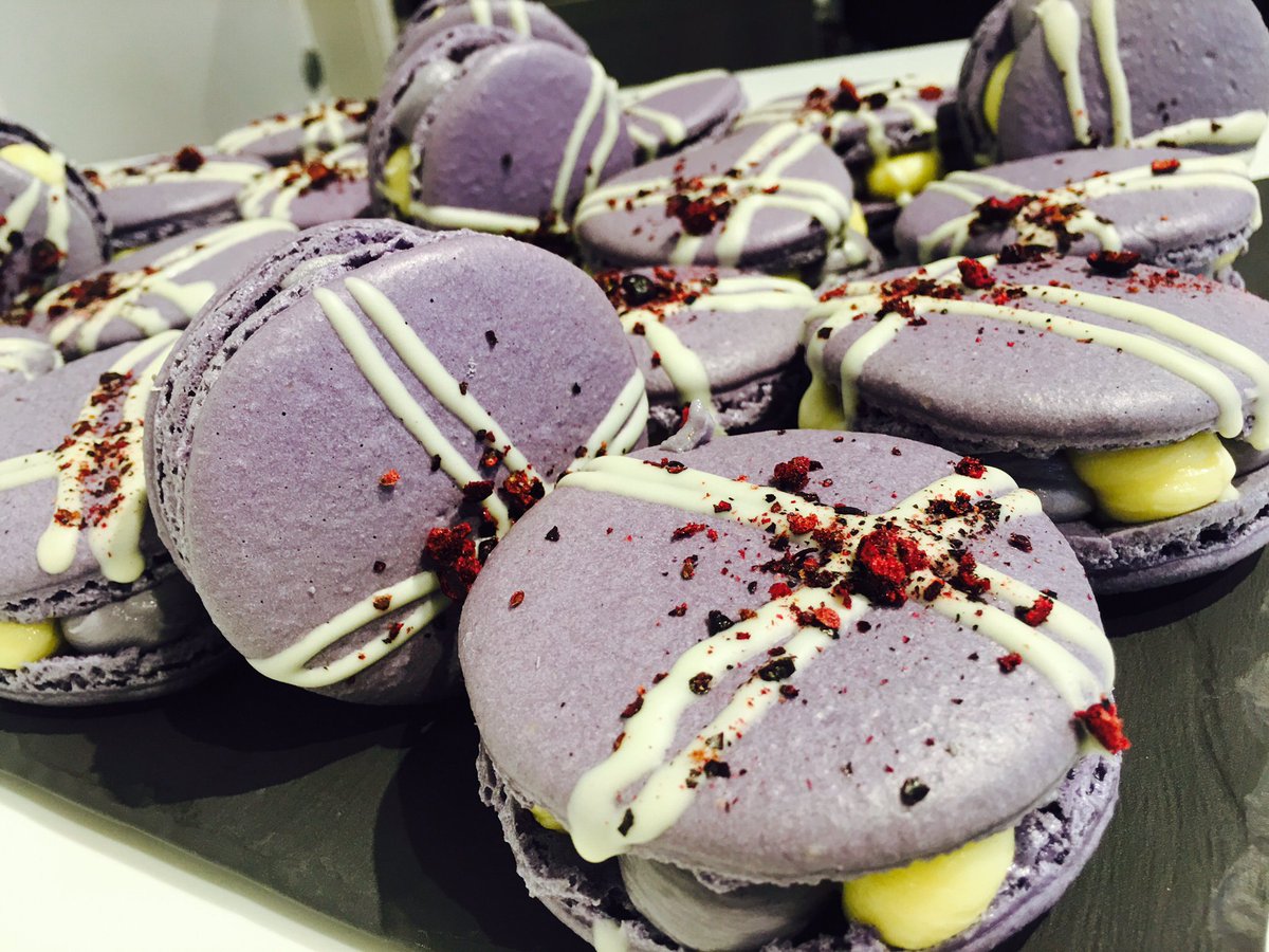 CafesbyHPL's tweet photo. Violet and blackcurrant #macaroons - so scrumptious! #CafePortrait @NatGalleriesSco @edinburgh https://t.co/cpWYzRqaLZ