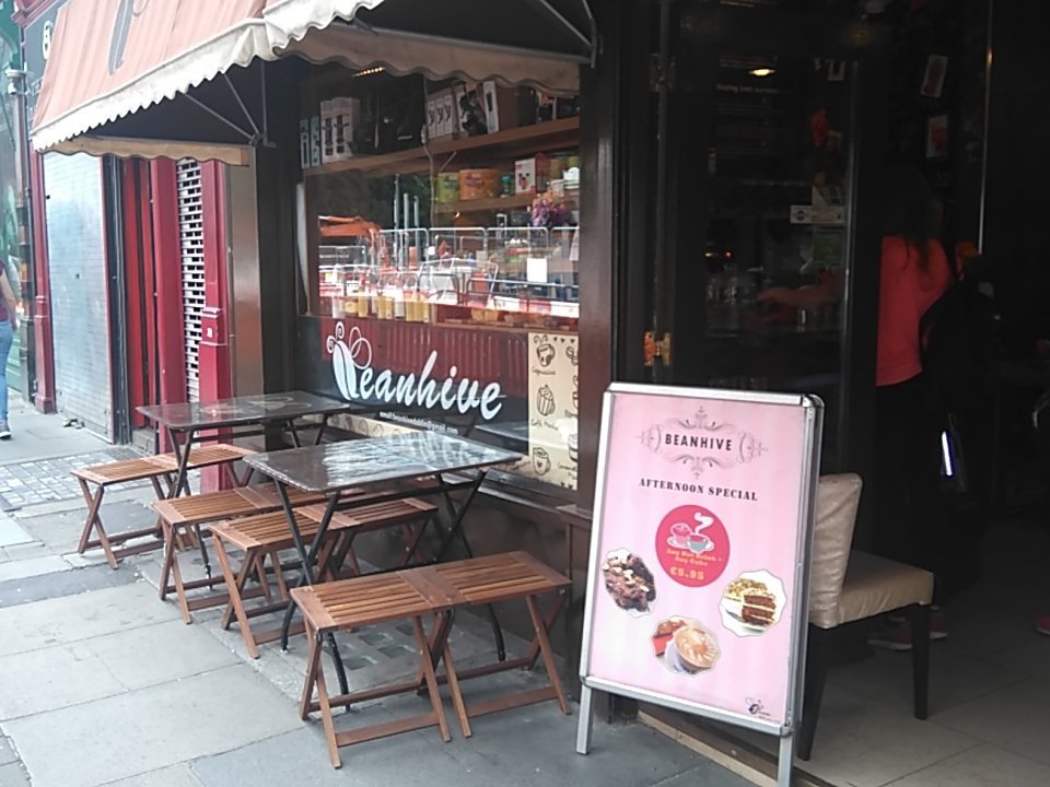 GabyGuedezH's tweet photo. Faith in humanity restored @BeanhiveDublin https://t.co/eP3ZgPhL7T