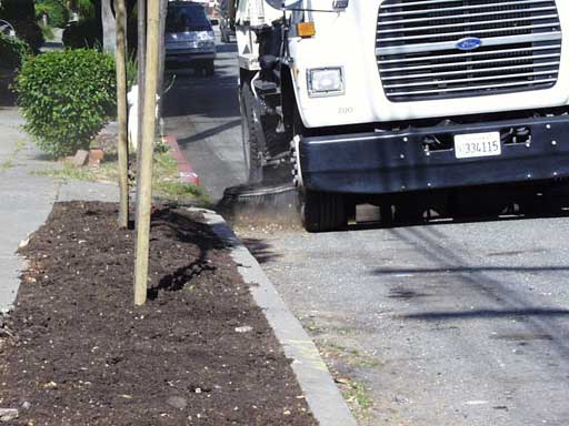 See the latest update on #Waltham's Street Sweeping schedule here: bit.ly/1RNcd5P