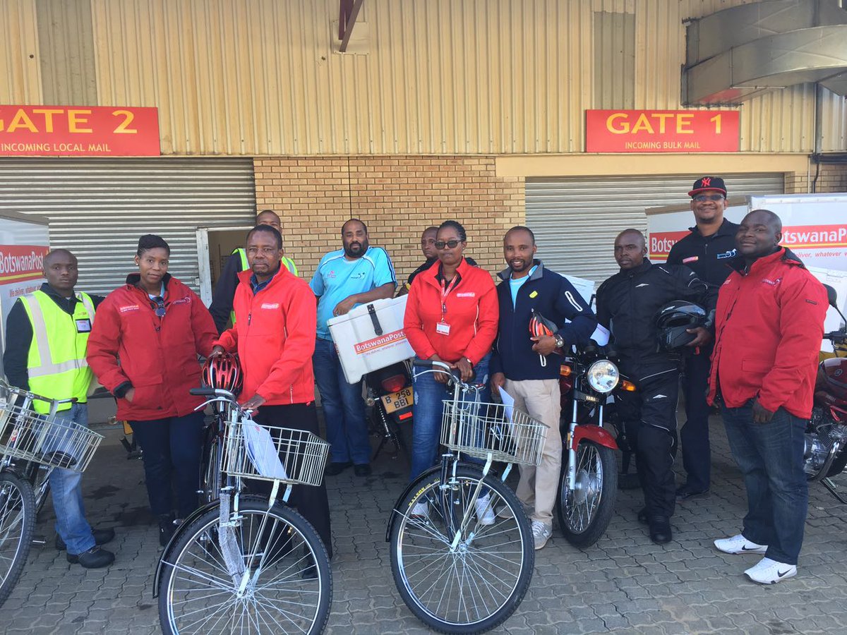 ThePostmanBW's tweet photo. Today is roll out of street mail delivery. First time since 1885 will mail be delivered to the doorstep https://t.co/Ds8KyLyOtP