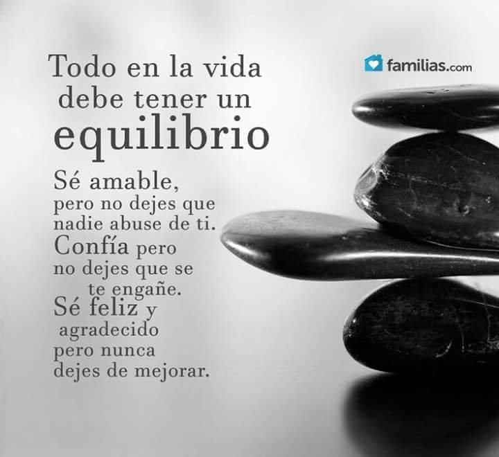 mnancyrico's tweet photo. @Zoe83898003 @Angytrejo68 @weracarranco @DiMoes17 @berendais @jeanettjeanett1 @charlesadry Bendisiones Amiguitas😘😉 https://t.co/9XntfgGXyB