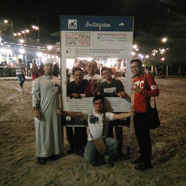 najwanamzad's tweet photo. Beraya di dapo pata ๐
#teamrayaketiga
#kikihfc
#tesmal https://t.co/8DibFcnNQg