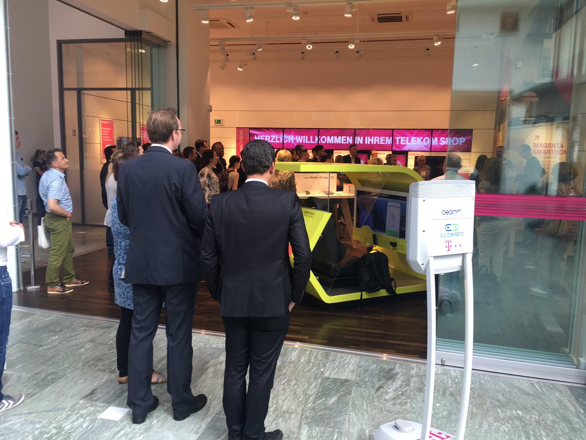 BlueOceanRobot's tweet photo. Thank you @deutschetelekom for a great day at your new beautiful #telekomshop🙂 Our #Beam's were proud to be there👍 https://t.co/4cQhc0iKHl