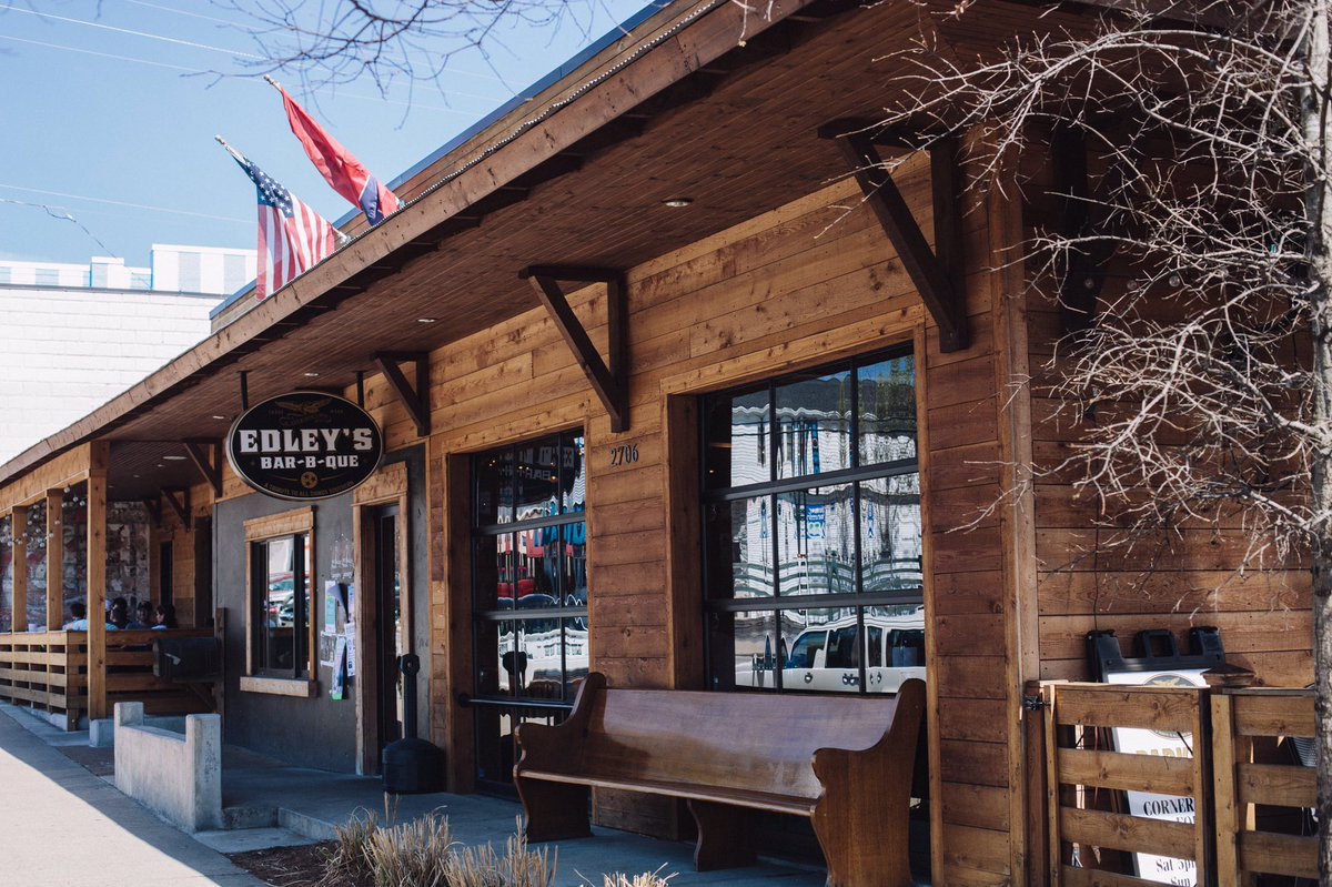 Thank you to local <a href="/Airbnb/">Airbnb</a> hosts for recommending us to your guests! #edleysbbq airbnb.com/things-to-do/n…