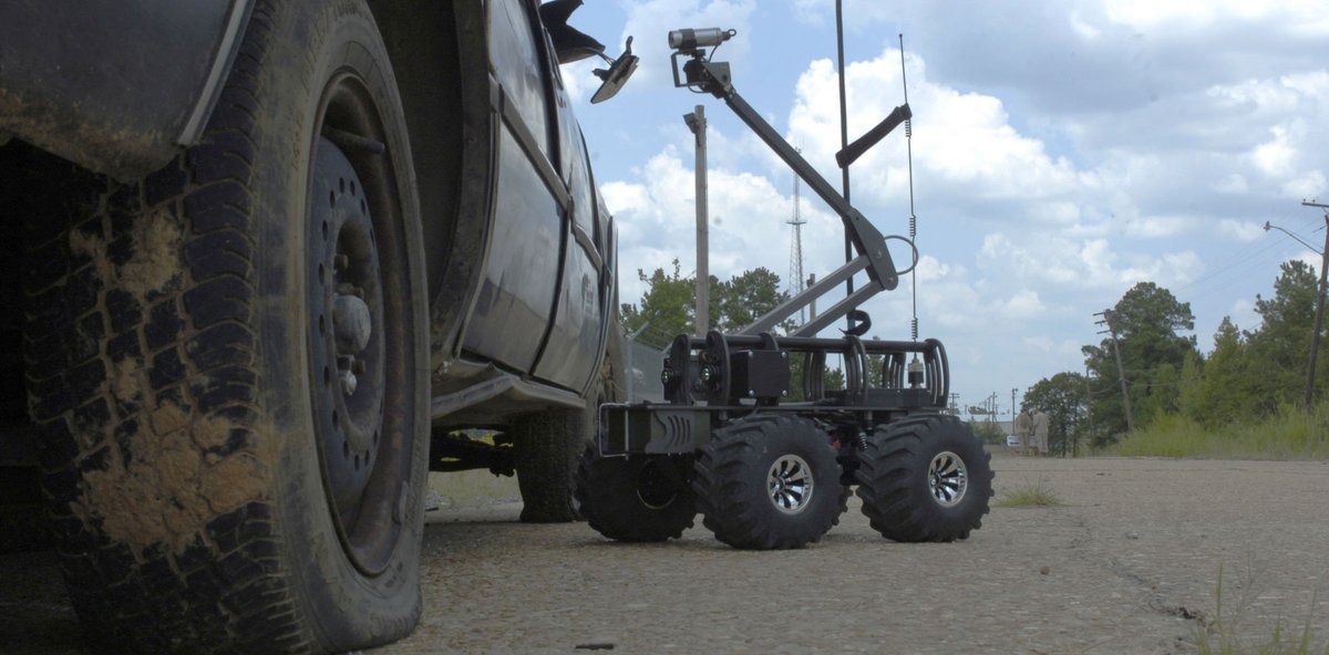 TechCrunch's tweet photo. Police use of robot to kill Dallas shooting suspect is new, but not without precursors https://t.co/C58jlzYk6f https://t.co/8O9Lme773g