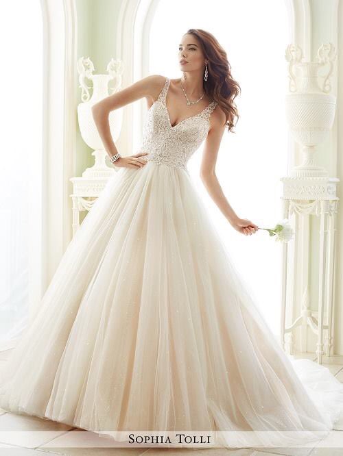AngelBrides's tweet photo. This week sees the arrival of the beautiful Sophia Tolli 'Maddalena' misty tulle ball gown in Ivory/blush 💕 https://t.co/Zi2Pdq9Mak