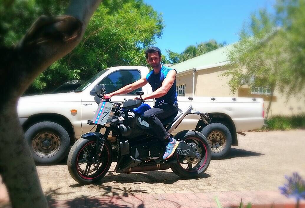 nandishsandhu's tweet photo. The mood for the day! 

#flashback #weekend #letsgo https://t.co/KeO8ncrdqI