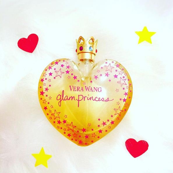 luxuryperfume's tweet photo. Have a Glamorous weekend ladies! #FridayFeeling #glamprincess #luxuryperfume #fragrance
photo(c)@jackellineabreu https://t.co/nxiesuLt9v