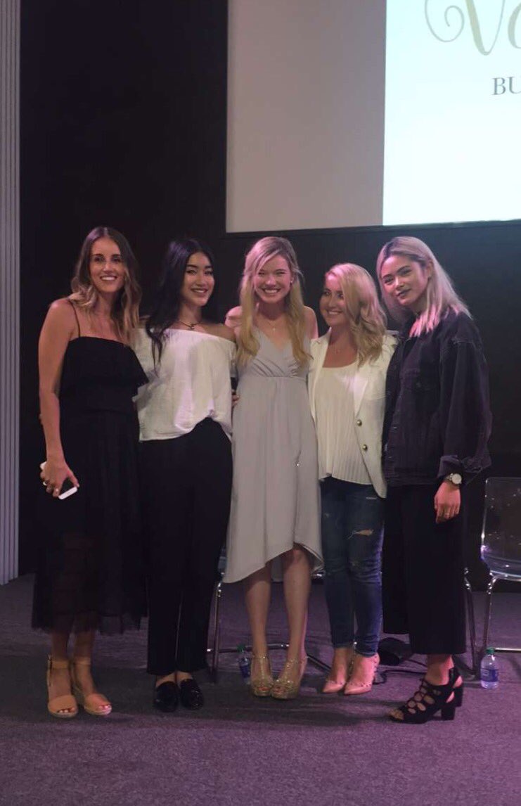 CassieMasangkay's tweet photo. Last night was fun 😊💕 #vcbb https://t.co/lOz17zVLEw