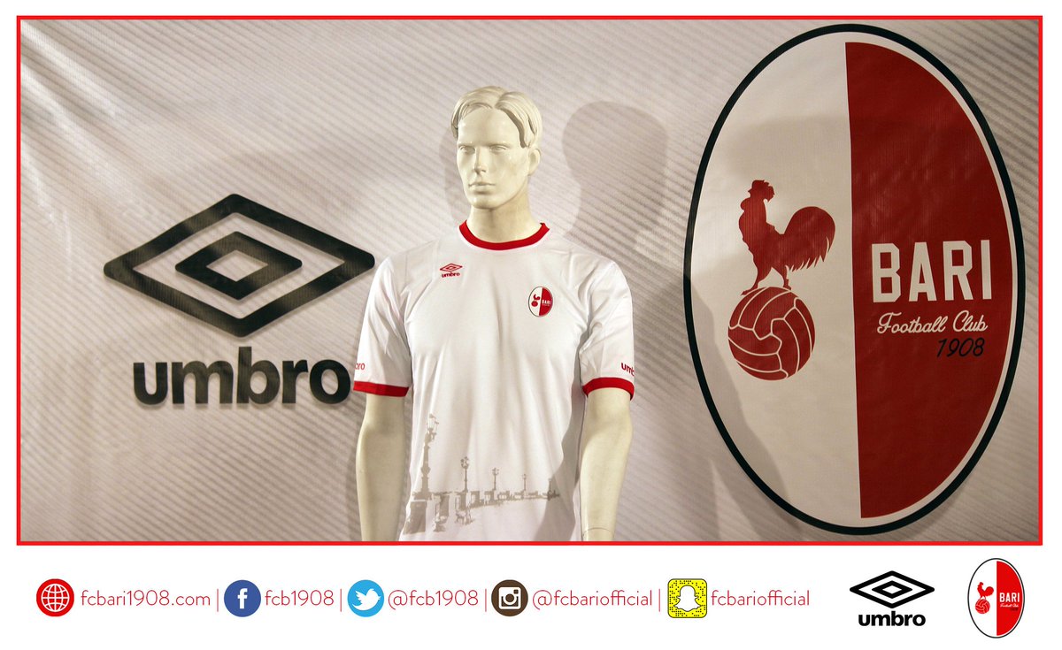 Ritorno al passato. La prima maglia #fcb1908 della <a href="/umbro/">Umbro</a> sarà bianca con i bordi rossi.
#amalabari #forzagalletti