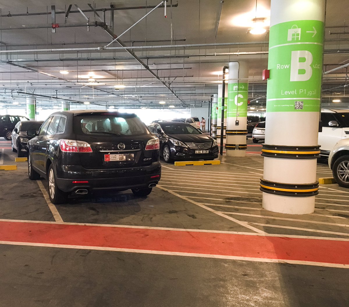 When u park your car, please consider other park users!!!