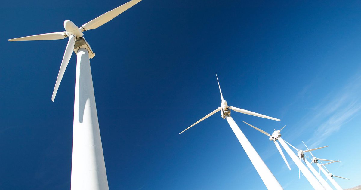 KurtKrienitz's tweet photo. @Vestas scores massive order of 1k wind turbines for Warren Buffett-backed wind farm! - https://t.co/5xf2uGzEU4 https://t.co/Ve4PN5MiKQ