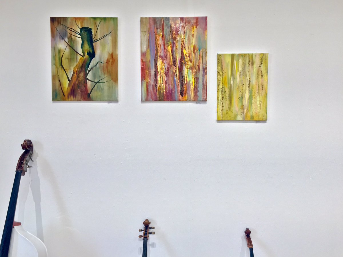 artejcampbell's tweet photo. My paintings &amp; I are v. happy to be in @PlasticP1's #BothEndsofMadness! On until Friday 22nd July #Folkestonelibrary https://t.co/yYlhvn5yjw